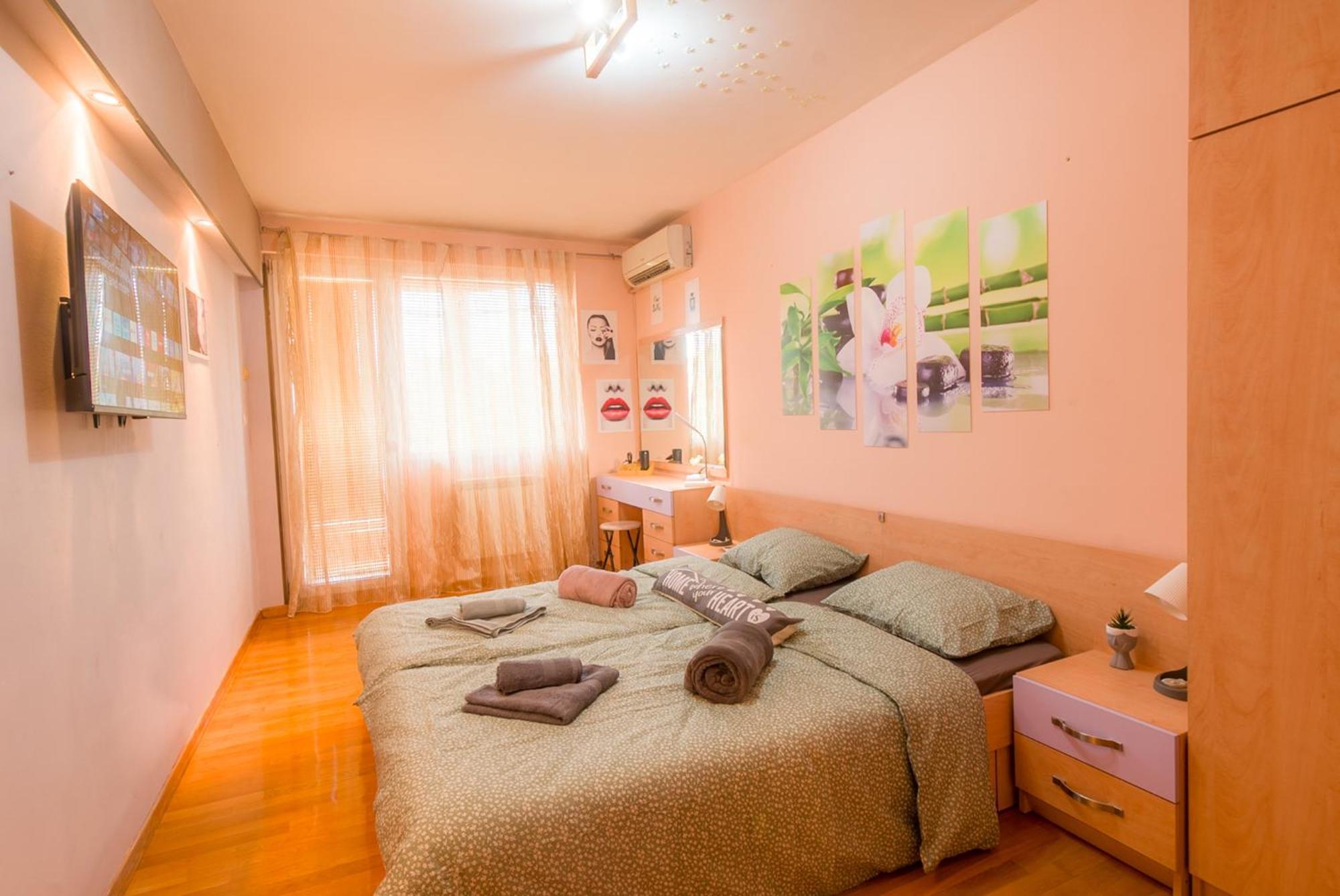 Top Center Spacious Apartment With Ac And Free Underground Parking صوفيا المظهر الخارجي الصورة